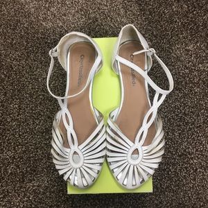 White Sandals Shoes Size 9